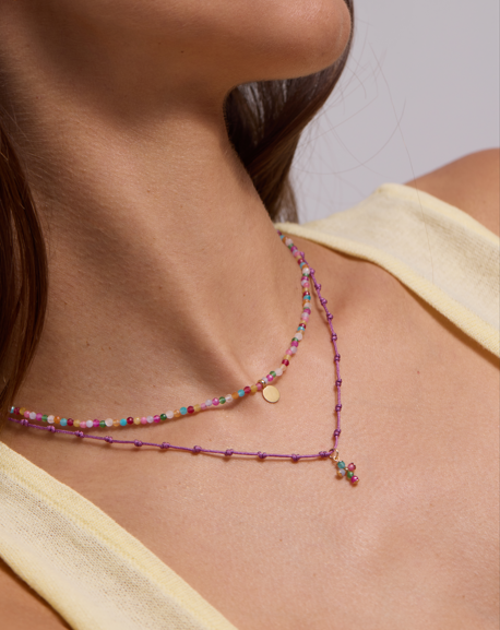 Collar oro mil nudos macramé cruz perlas