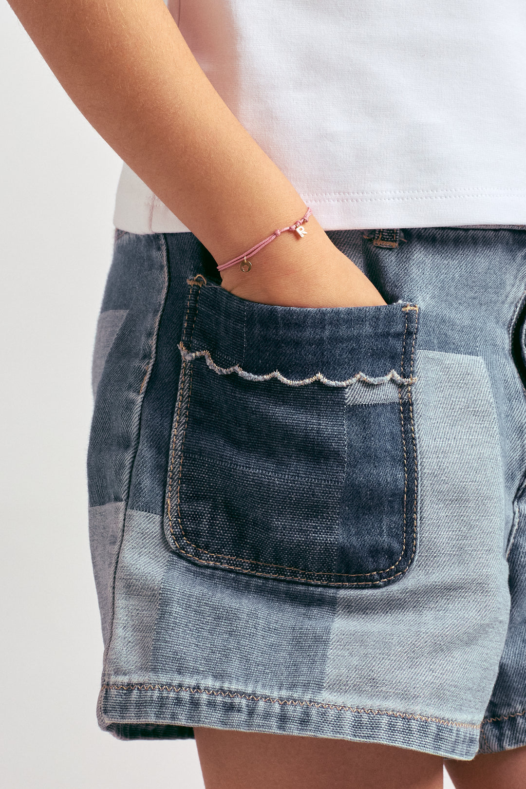 Pulseira de ouro com diamante Lilly Macramé inicial