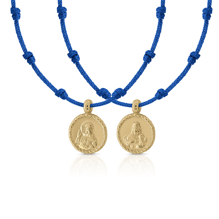 Gold necklace with a thousand macrame knots, scapular